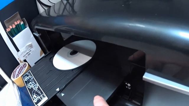 Как печатать на диске с принтера Epson L805 смотреть онлайн