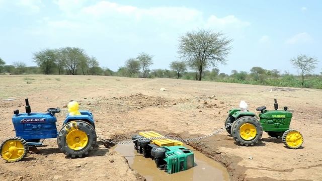 Самосвал упал в яму смотреть онлайн