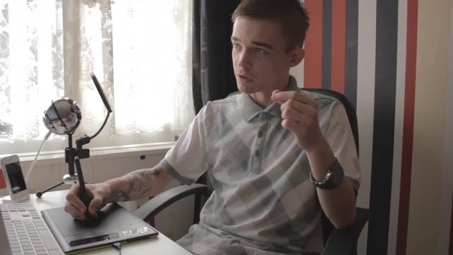 Wacom Graphics Tablet Review: Bamboo Pen & Touch смотреть онлайн