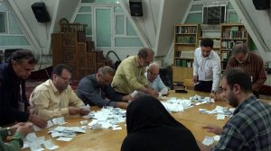 В Иране подсчитывают голоса на выборах президента