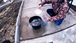 Как сделать воронку для воды с ситом своими руками из подручных.