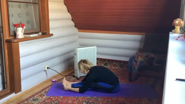 Хатха-йога  комплекс на скручивание