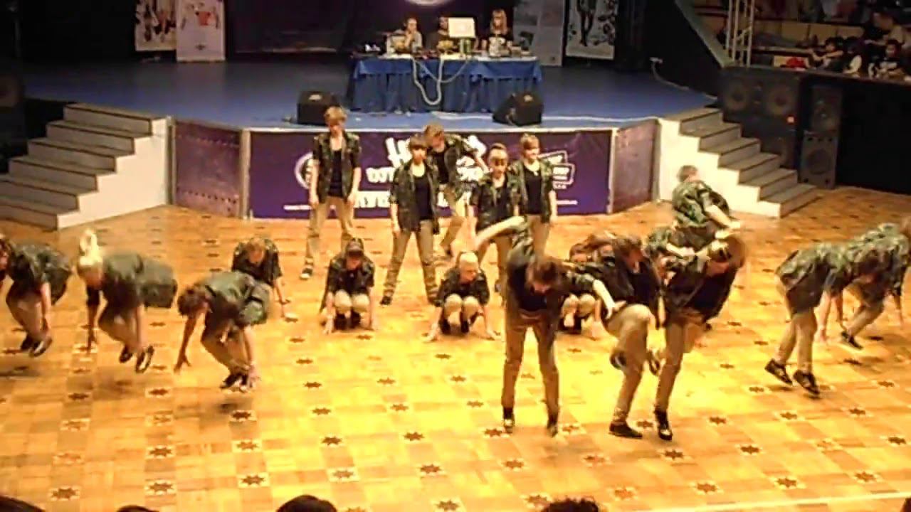 DH Family HHI 2012