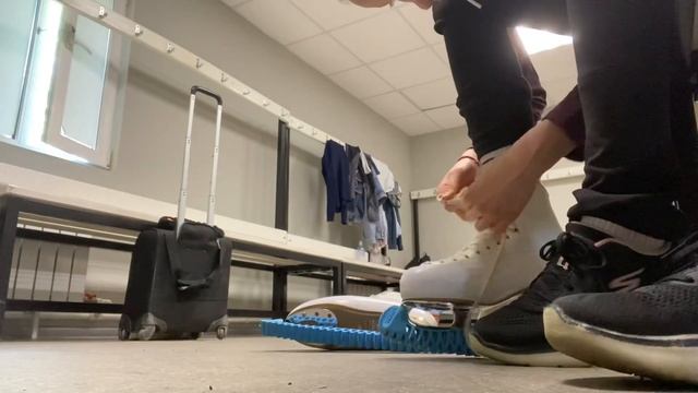 Влог фигуристки / тренировка в хрустальном/ сходка Алены айс / фигуристка в 14 лет? / Arinice смотреть онлайн