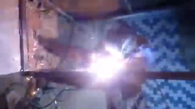 Деловые сварщики в работе смотреть онлайн