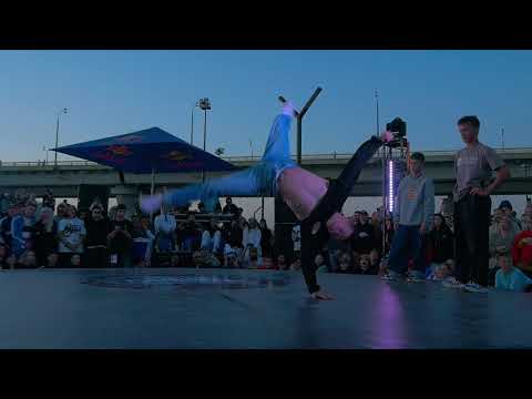 BREAKING 2x2 ↔ Grom & Elvis vs Avrora Bboys ↔ 1'2 ↔ COMBONATION x3 #combonationX3 #bmvideo смотреть онлайн