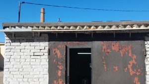 Свет и розетки в простом гараже