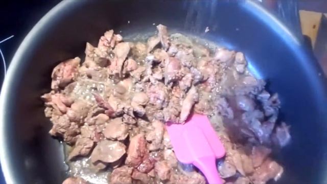 Тушим "Капусту с куриной печенью" смотреть онлайн