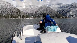 Лада Веста ng по АБХАЗИИ Озеро Рица