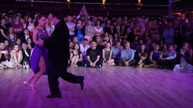 Mariano Chicho Frumboli & Juana Sepulveda - "Mal Arreado" by Orquesta Tipica Fernandez Fierro 1/5 смотреть онлайн