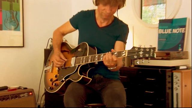 1978 Aria EA650 (ES-175) Part2 смотреть онлайн