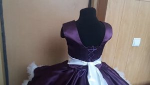 Платье в стиле ретро. Необычное пышное платье на девочку.