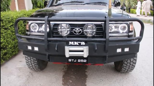 MUHAMMAD KHAN'S LAND CRUISER 80 SERIES | Detailed Review | Caristic Society | Modified LC80 #4x4