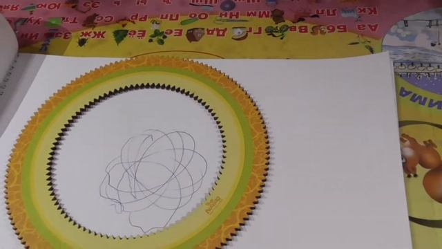 КУПИЛИ РЕБЕНКУ СПИРОГРАФ И ВОТ ЧТО ПОЛУЧИЛОСЬ!