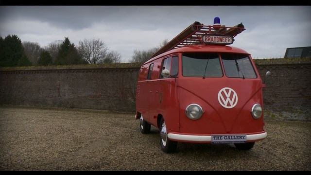 VOLKSWAGEN T1 TRANSPORTER Double Door Bus Panel Van 1956 - Firetruck - VW Engine Sound | SCC TV