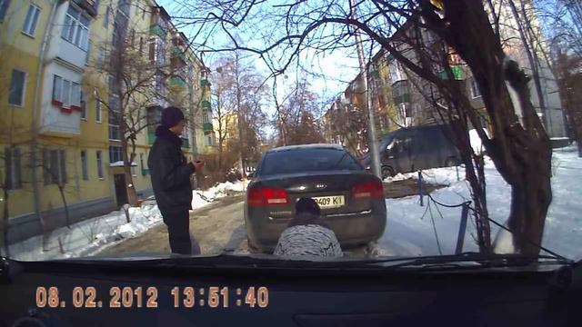 Писающая девушка :))))))) смотреть онлайн