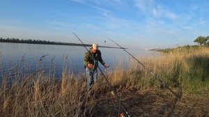 Рыбалка с Берега на Реке Волге Ловля Подлещика на Донку Закидушку