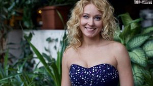 КАК ЖИВЕТ УЧИТЕЛЬНИЦА ТАНЯ ИЗ СЕРИАЛА " ФИЗРУК " АНАСТАСИЯ ПАНИНА