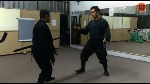 Hontai Saiga Ryu / Trabajo con Ninjato (chokuto ) Arco y flecha смотреть онлайн