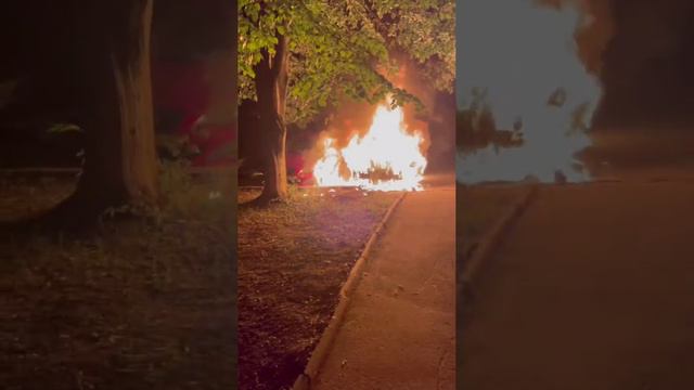 🔥В Харьковской области, местные сожгли машины начальника Салтовского ТЦК и его жены.