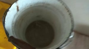 Затопили, вода в плитах перекрытия дома после строителей