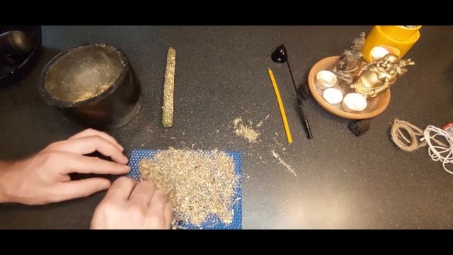 Свеча Восковая с Травами " Мастер Класс по Изготовлению Восковой Свечи. " смотреть онлайн