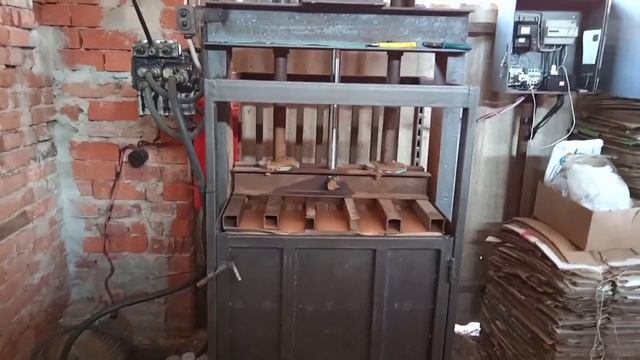 заработал самодельный пресс для макулатуры.mp4 смотреть онлайн