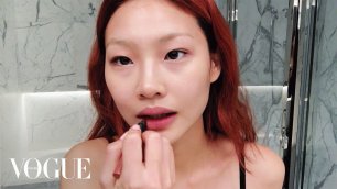 Звезда сериала «Игра в кальмара» Хо Ен Чон показывает макияж губ и уход | Vogue Россия