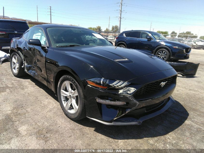 За рулём Ford Mustang 2020