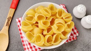 Фаршированные макароны на сковороде