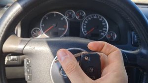 КЛЮЧ ЗАЖИГАНИЯ АУДИ А6 С5 КУПИТЬ ДУБЛИКАТ ВЫКИДНОГО АВТО КЛЮЧА AUDI A5 СДЕЛАТЬ АВТОКЛЮЧ В МИНСКЕ