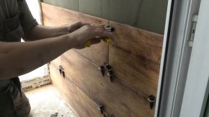 Отделка лоджии кафельной плиткой .