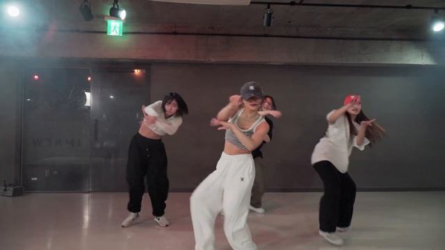 Kali - MMM MMM Remix (feat. ATL Jacob, Latto, & Moneybagg Yo)  Solar Choreography