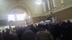 Флешмоб на Киевском вокзале в Москве 27 ноября 2016 г.