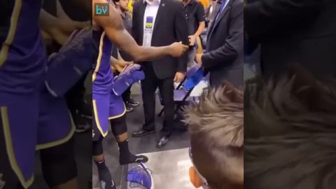 Пример очень достойного поступка!