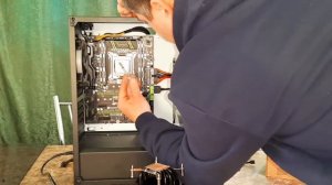 Как собрать пк с Алиэкспресс. Материнская плата huananzhi x79, сокет LGA 2011, процессор Xeon 2690.