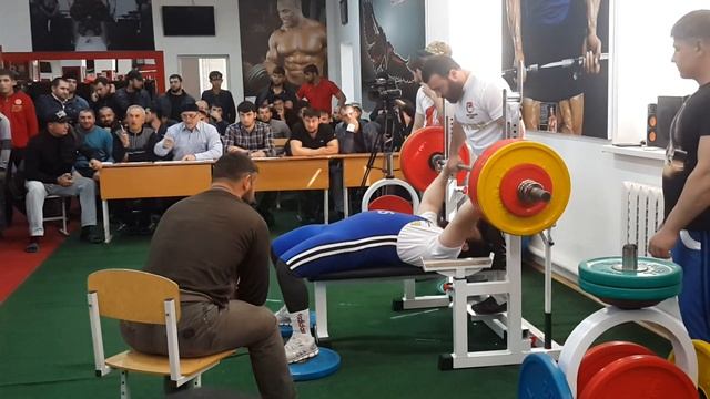 жим лежа 215кг смотреть онлайн