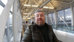 Перелет в Нью-Йорк, потеря кошелька, прав и денег, 0.5 водки в баре 1885 года. П