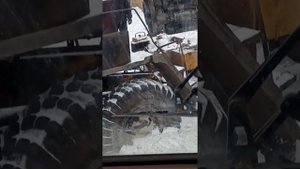 Установка двигателя на грейдер .