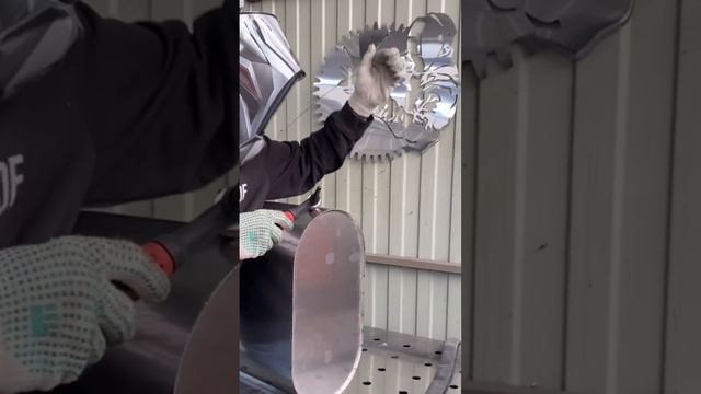 Нержавеющая сталь ржавеет?