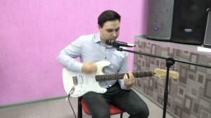 Влад Мустафин -  Трава у дома (Земля в иллюминаторе, кавер под гитару  на песню группы Земляне)