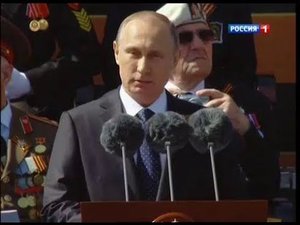 Светлой памяти павших в борьбе против фашизма. Минута молчания (Россия-1, 9.05.2015)