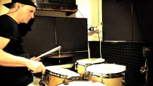 JOHN B. ARNOLD - 30 DAYS 30 MICRO DRUM LESSONS #8 tom - bass drum patterns