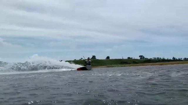Кайтсерфинг в Анапе. Школа Кайтсерфинга RUSSIAN-WIND. Персональные тренировки по кайтсерфингу.