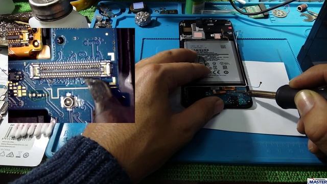 Samsung Galaxy A50 (2019) "утопленник" отказал сенсор. разборка, реанимация, сборка. смотреть онлайн