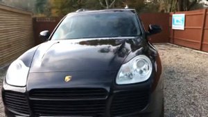 2005 Porsche Cayenne Turbo 4.5i V8 Twin Turbo TipTronic-S