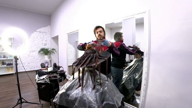 Окрашивание волос / Виниловое окрашивание волос / Растяжка цвета