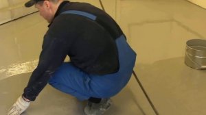 Нанесение финишного слоя наливного полимерного пола (ООО "ДЭКА")