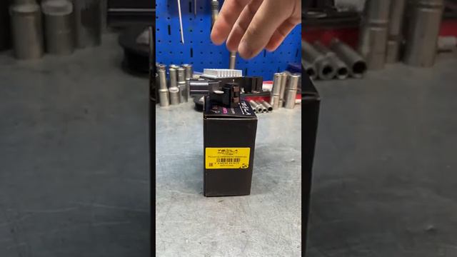 Регулятор напряжения генератора ТТ31864 смотреть онлайн