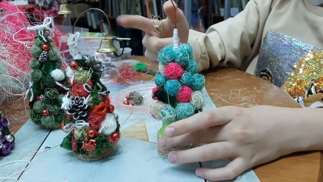 Елка из сизаля